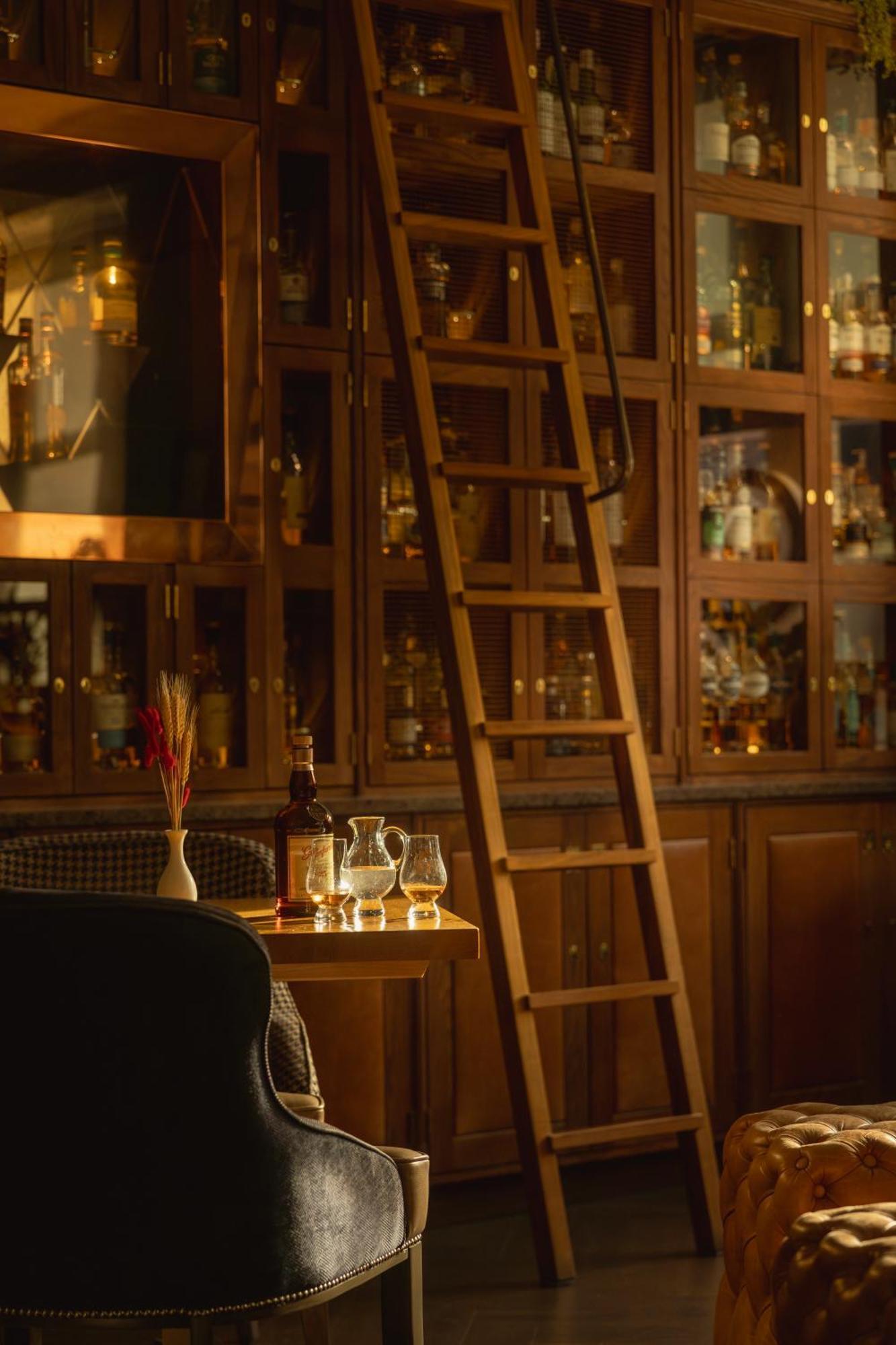 The Station Hotel Rothes Ngoại thất bức ảnh